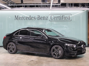 A35 4MATIC セダン / AMGアドバンスドパッケージ・AMGパフォーマンスパッケージ (コスモスブラック)