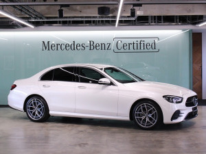 E200 スポーツ / AMGインテリアパッケージ・エクスクルーシブパッケージ (ダイヤモンドホワイト)