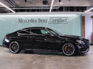 C63S クーペ / AMGカーボンパッケージ・AMGパフォーマンスパッケージ (オブシディアンブラック)