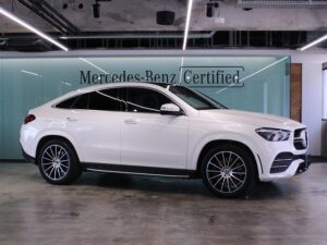 GLE400d 4MATIC クーペ スポーツ / パノラミックスライディングルーフ (ダイヤモンドホワイト)