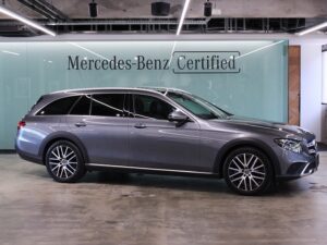 E220d 4MATIC オールテレイン ローレウスエディション / エクスクルーシブパッケージ (セレナイトグレー)