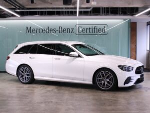 E220d ステーションワゴン スポーツ / AMGラインインテリアパッケージ・エクスクルーシブパッケージ (ポーラホワイト)
