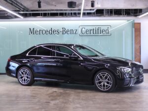 E220d スポーツ / AMGラインインテリアパッケージ・エクスクルーシブパッケージ (オブシディアンブラック)