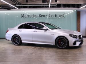 Mercedes-AMG E63S 4MATIC+ / エクスクルーシブパッケージ (イリジウムシルバー)