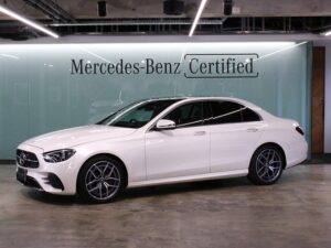 E200 スポーツ / AMGラインパッケージ・エクスクルーシブパッケージ・パノラミックスライディングルーフ （ダイヤモンドホワイト）